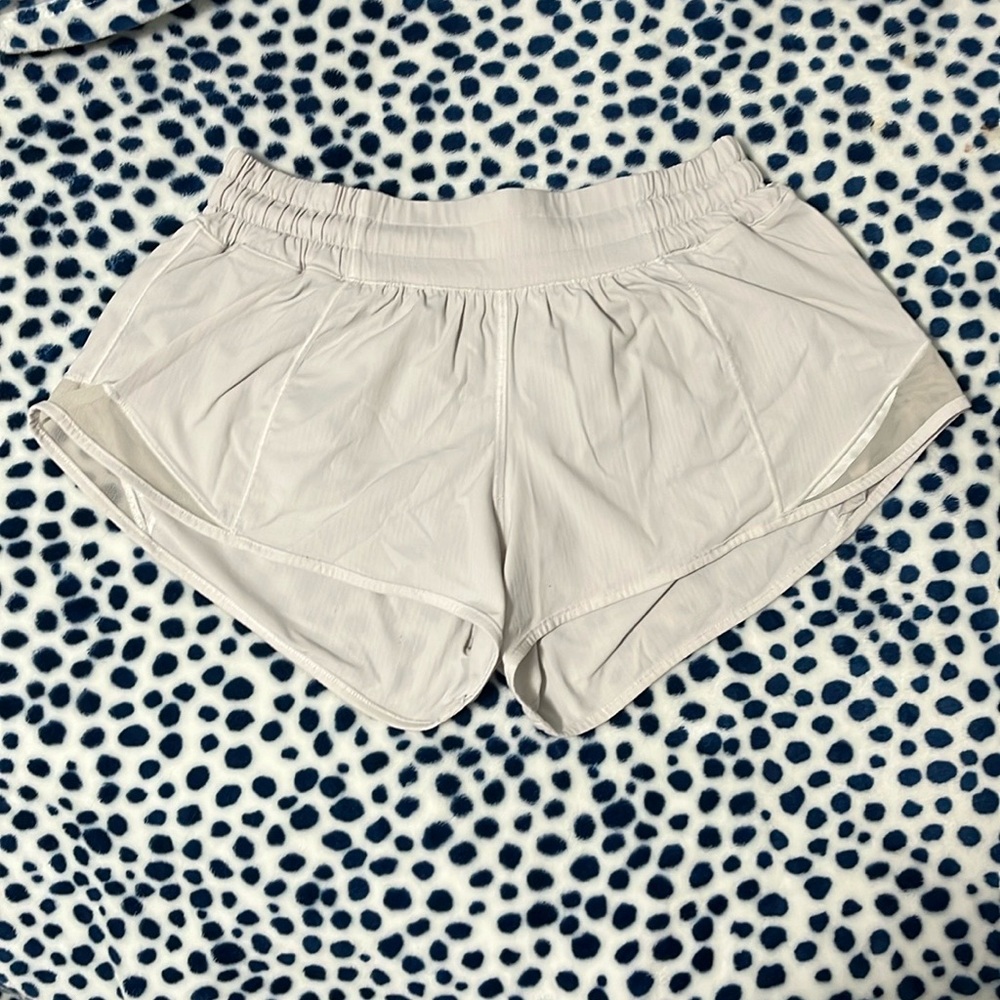 Women's White lululemon hotty hot Shorts